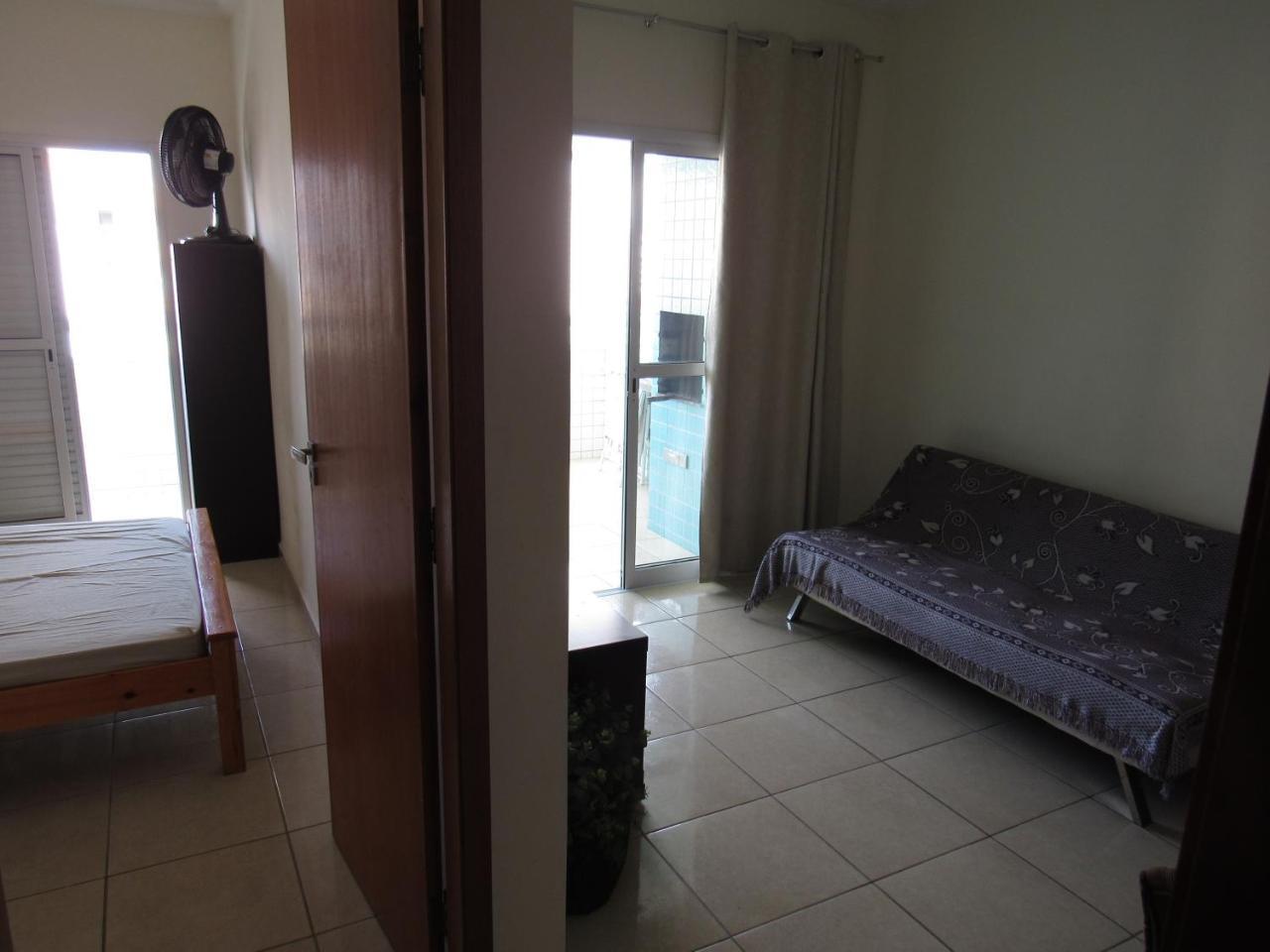 Apartamento No Canto Do Forte, Wi-Fi, Estacionamento Gratuito E Churrasqueira 大普拉亚 外观 照片
