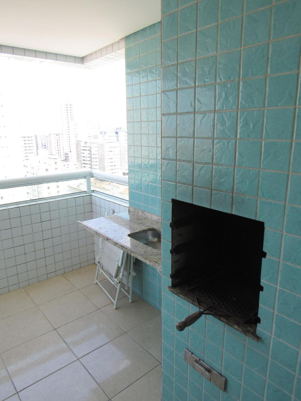 Apartamento No Canto Do Forte, Wi-Fi, Estacionamento Gratuito E Churrasqueira 大普拉亚 外观 照片