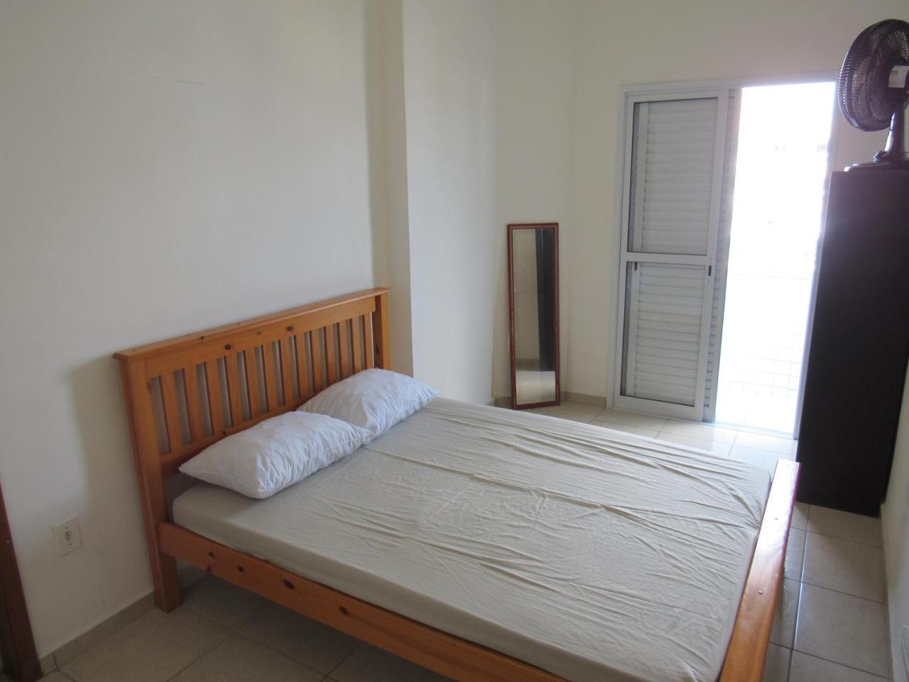 Apartamento No Canto Do Forte, Wi-Fi, Estacionamento Gratuito E Churrasqueira 大普拉亚 外观 照片