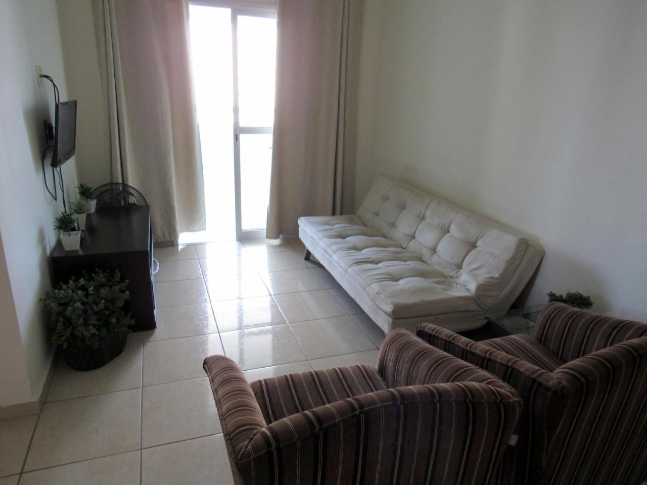 Apartamento No Canto Do Forte, Wi-Fi, Estacionamento Gratuito E Churrasqueira 大普拉亚 外观 照片